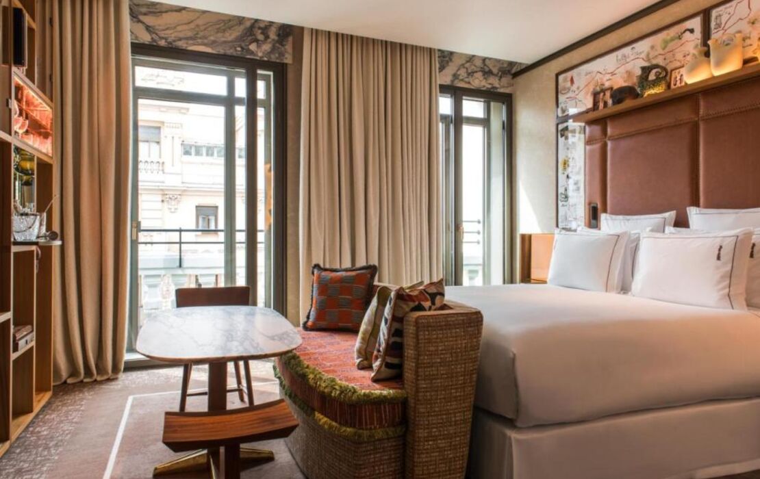 Brach Madrid - Evok Collection